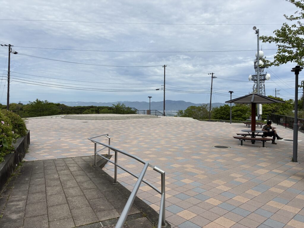 展望台広場
