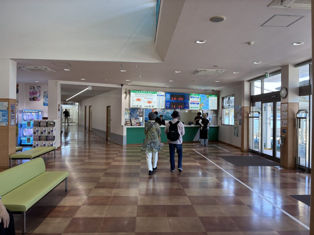 施設内