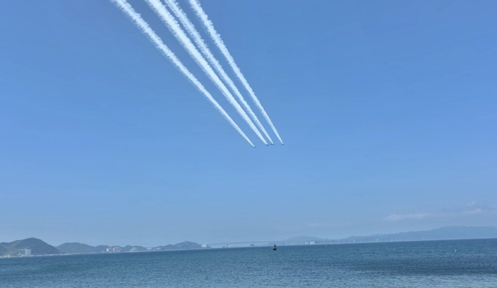 ブルーインパルス